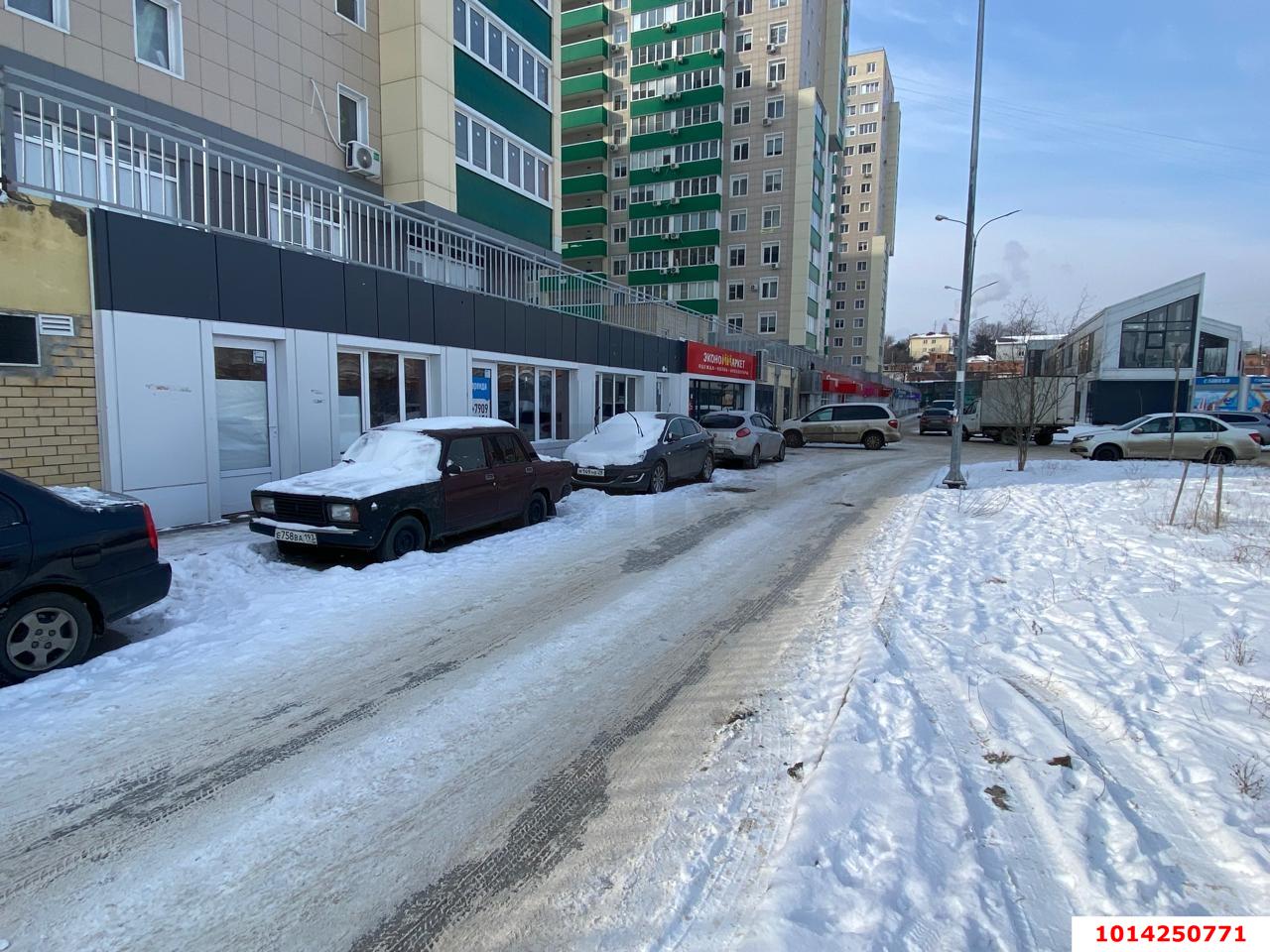 Фото №4: Торговое помещение 60 м² - Краснодар, Карасунский внутригородской округ, ул. Трудовой Славы