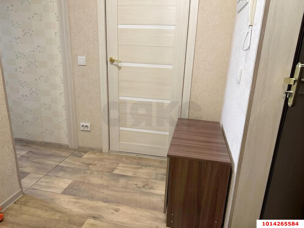 Фото №8: 1-комнатная квартира 38&nbsp;м², 6/15&nbsp;эт. - Краснодар, Карасунский внутригородской округ, жилой комплекс Империал, ж/м Пашковский, ул. Леонида Лаврова, 8к2