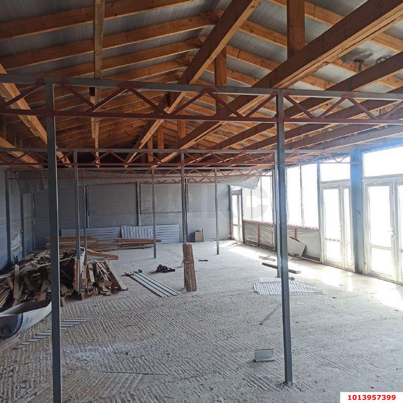 Фото №4: Торговое помещение 100&nbsp;м², 1/1&nbsp;эт. - Краснодар, Прикубанский внутригородской округ, мкр. Славянский, ул. Красных Партизан, 1Б
