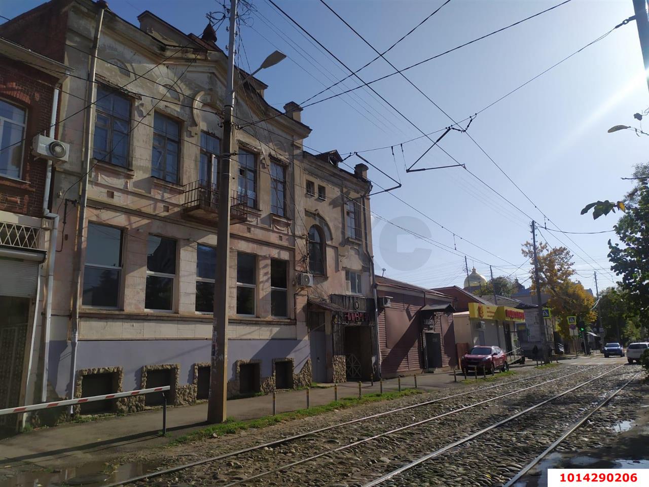 Фото №4: Торговое помещение 182&nbsp;м², 3&nbsp;эт. - Краснодар, Центральный внутригородской округ, мкр. Центральный, ул. Коммунаров, 64