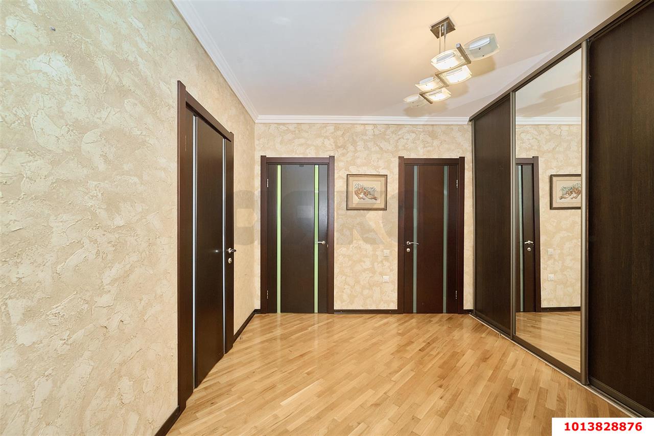 Фото №10: 2-комнатная квартира 77&nbsp;м², 7/9&nbsp;эт. - Краснодар, Карасунский внутригородской округ, мкр. Камвольно-суконный Комбинат, ул. Камвольная, 3