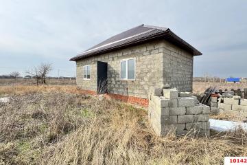 Фото №1: Дом 34&nbsp;м² + 8&nbsp;сот., 1&nbsp;эт. - Адыгейск, ул. Комсомольская, 131