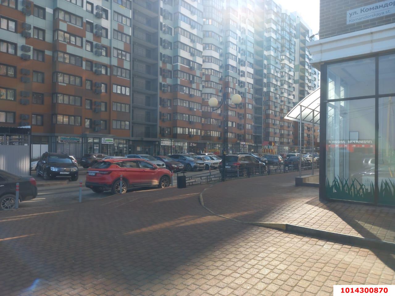 Фото №10: Торговое помещение 92&nbsp;м², 1/16&nbsp;эт. - Краснодар, Прикубанский внутригородской округ, Россинского, мкр. жилой комплекс Символ, ул. Командорская, 9/1