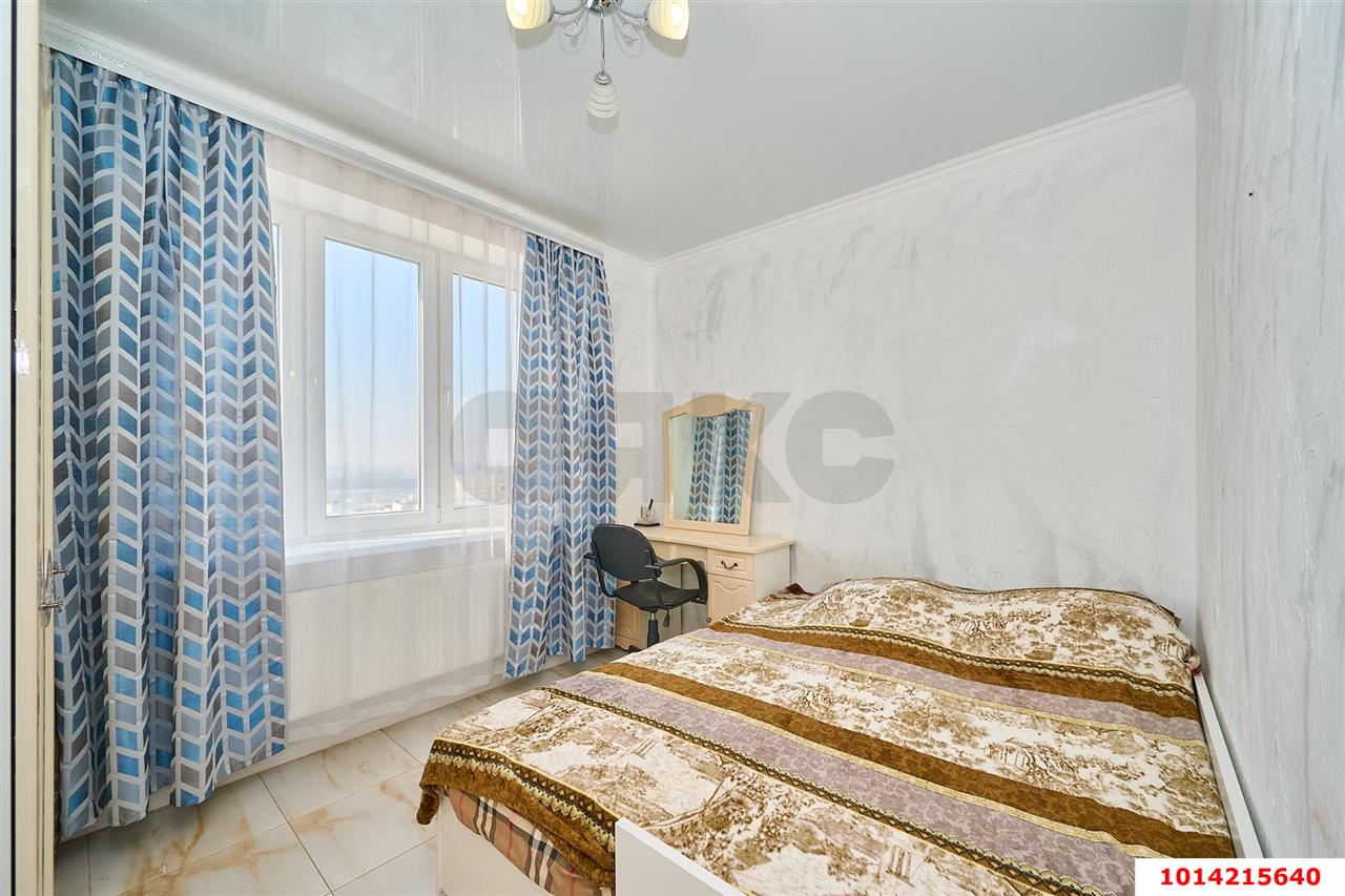 Фото №5: 2-комнатная квартира 80&nbsp;м², 23/24&nbsp;эт. - Краснодар, Карасунский внутригородской округ, Гидростроителей, мкр. жилой комплекс Поющие Фонтаны, ул. Невкипелого, 18к2