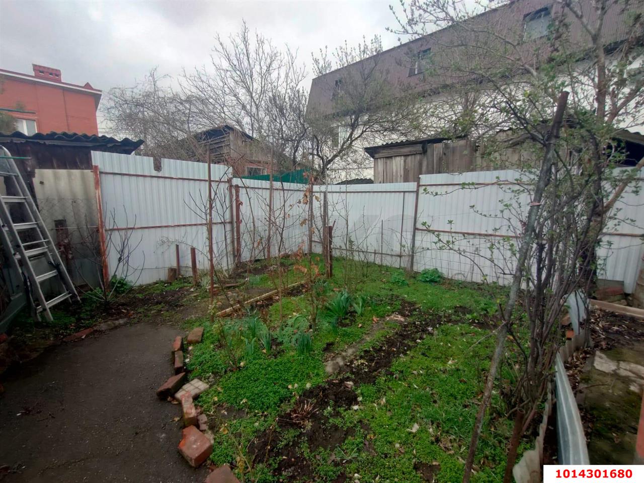 Фото №2: Земельный участок под ИЖС 3&nbsp;сот. - Краснодар, Центральный внутригородской округ, Покровка, мкр. Центральный, ул. Кутузова, 46