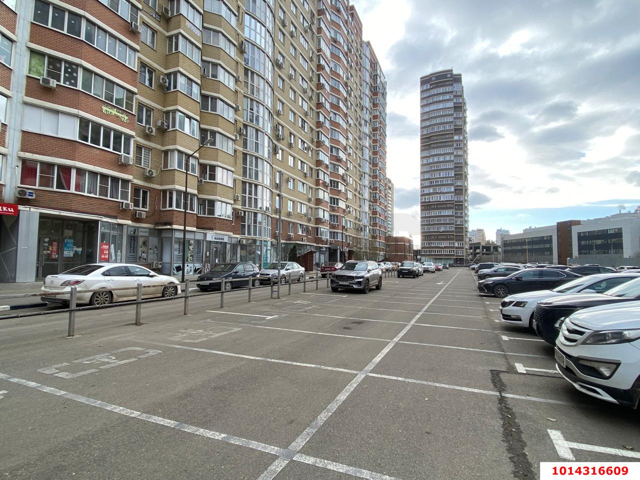 Фото №3: Торговое помещение 98&nbsp;м², 1/19&nbsp;эт. - Краснодар, Прикубанский внутригородской округ, имени Петра Метальникова, мкр. жилой комплекс Победа-2, ул. Цезаря Куникова, 35