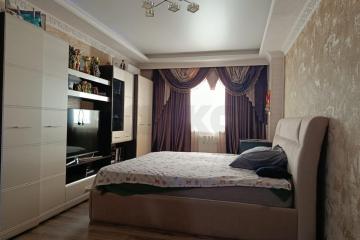 Фото №1: 2-комнатная квартира 62 м², 8/10 эт. - Краснодар, мкр. ЖК Инсити, ул. Российская, 267/3к4