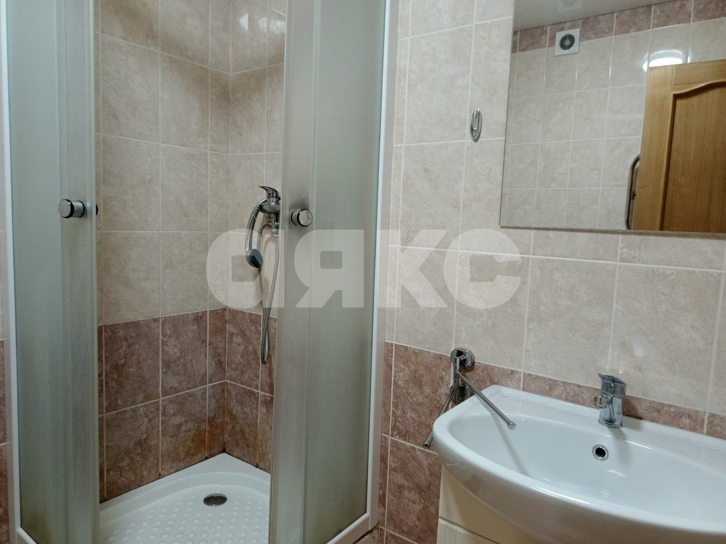 Фото №8: 1-комнатная квартира 37&nbsp;м², 8/8&nbsp;эт. - Сочи, р. Хостинский, ул. Водораздельная, 14