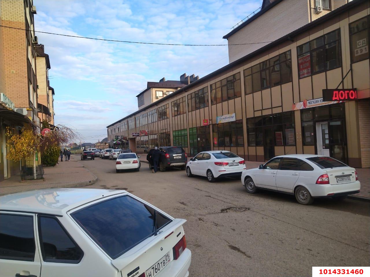 Фото №7: Торговое помещение 653&nbsp;м², 2/2&nbsp;эт. - Яблоновский, ул. Гагарина, 144/1к7
