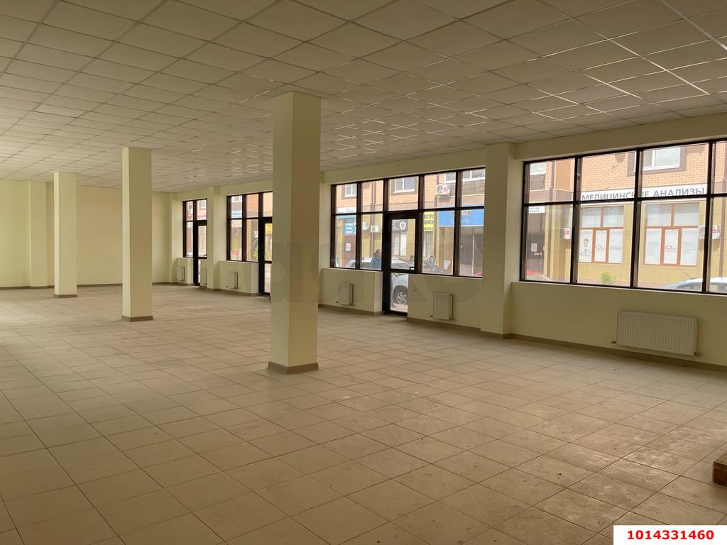 Фото №8: Торговое помещение 653&nbsp;м², 2/2&nbsp;эт. - Яблоновский, ул. Гагарина, 144/1к7