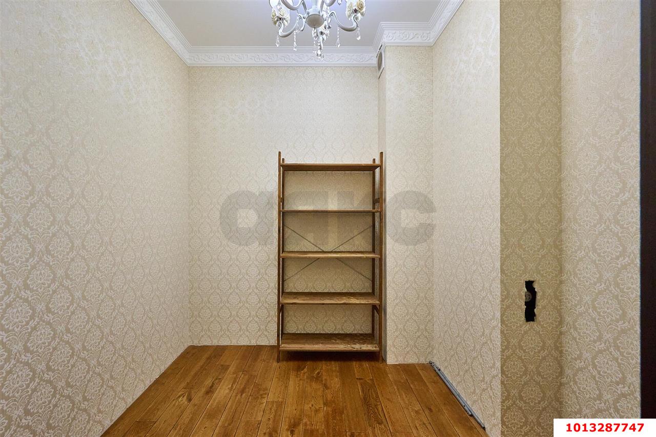 Фото №21: 4-комнатная квартира 251&nbsp;м², 3/5&nbsp;эт. - Краснодар, Прикубанский внутригородской округ, мкр. Немецкая Деревня, ул. Баварская, 8