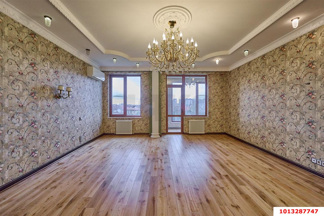 Фото №22: 4-комнатная квартира 251&nbsp;м², 3/5&nbsp;эт. - Краснодар, Прикубанский внутригородской округ, мкр. Немецкая Деревня, ул. Баварская, 8