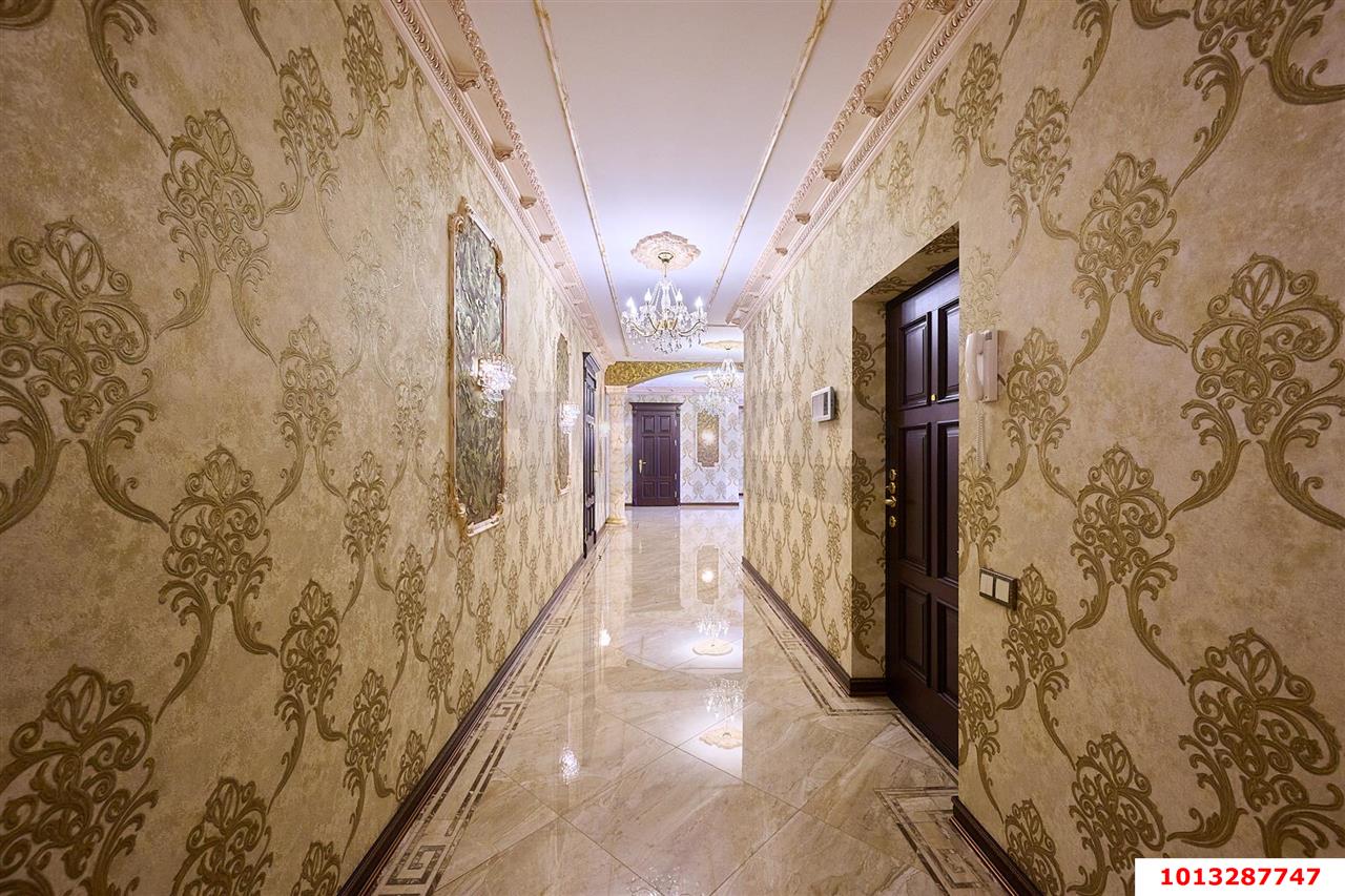 Фото №70: 4-комнатная квартира 251&nbsp;м², 3/5&nbsp;эт. - Краснодар, Прикубанский внутригородской округ, мкр. Немецкая Деревня, ул. Баварская, 8