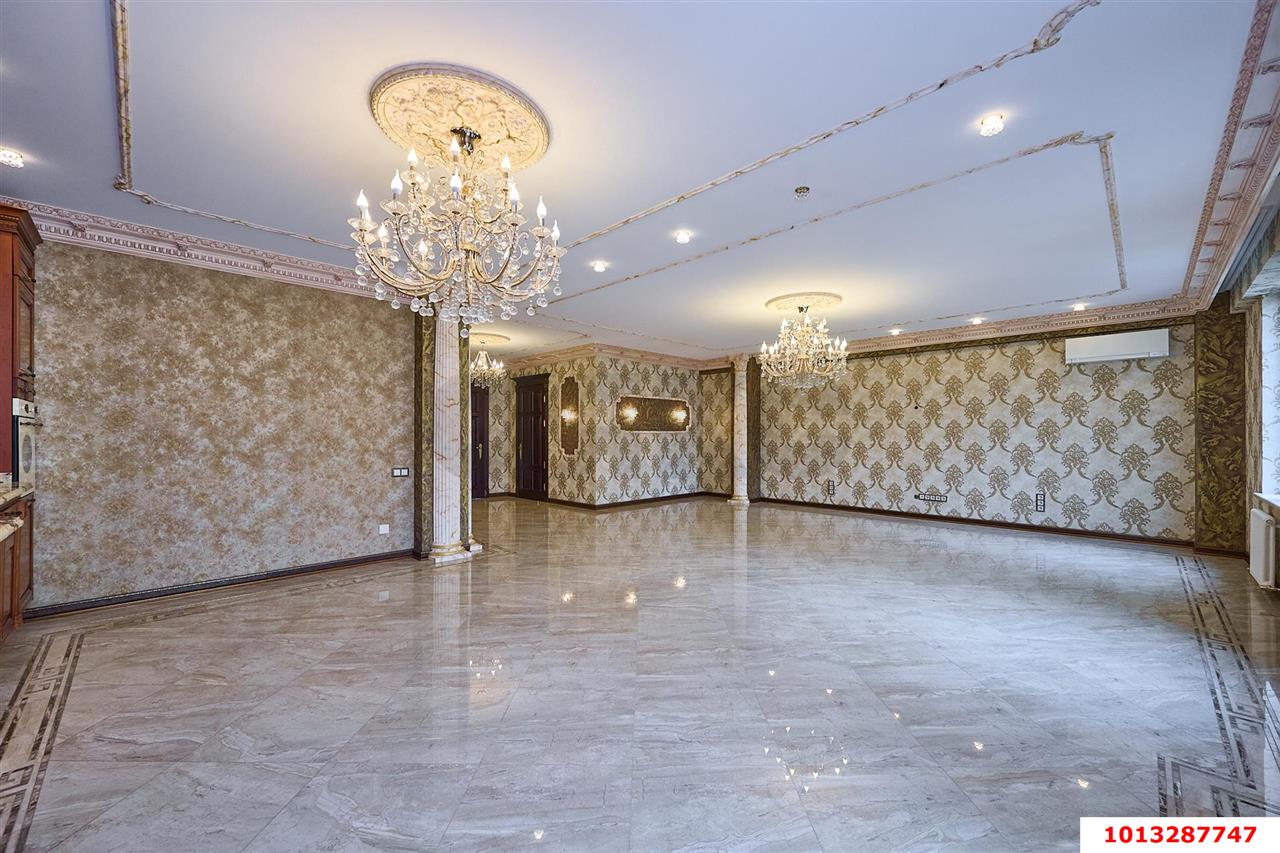 Фото №58: 4-комнатная квартира 251&nbsp;м², 3/5&nbsp;эт. - Краснодар, Прикубанский внутригородской округ, мкр. Немецкая Деревня, ул. Баварская, 8
