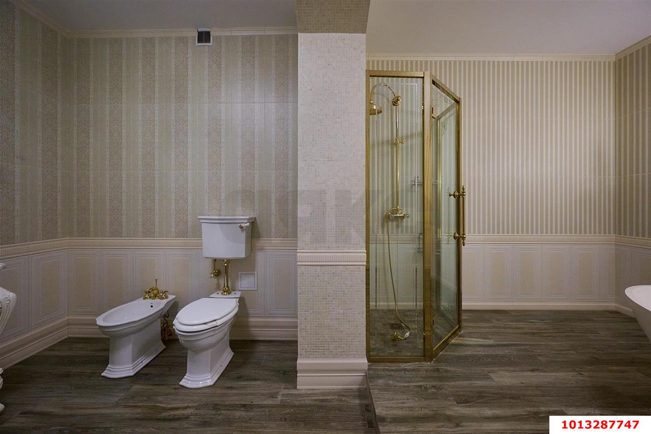 Фото №37: 4-комнатная квартира 251&nbsp;м², 3/5&nbsp;эт. - Краснодар, Прикубанский внутригородской округ, мкр. Немецкая Деревня, ул. Баварская, 8