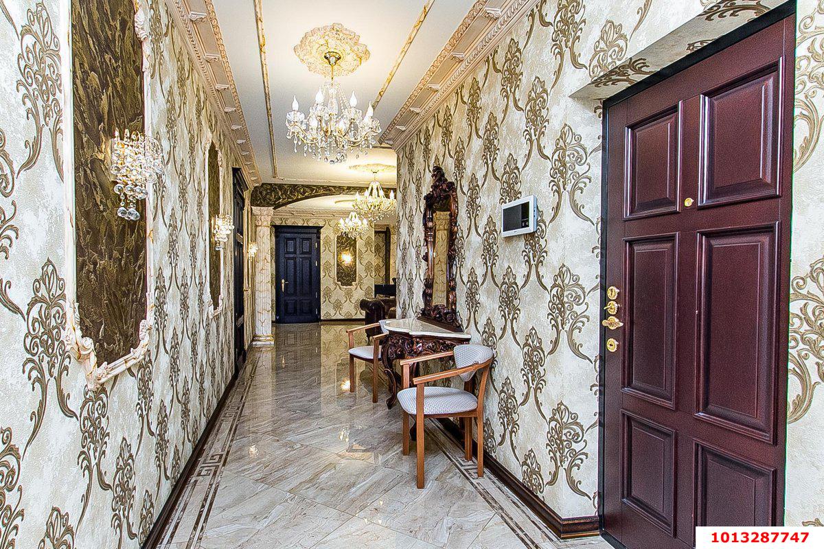 Фото №2: 4-комнатная квартира 251&nbsp;м², 3/5&nbsp;эт. - Краснодар, Прикубанский внутригородской округ, мкр. Немецкая Деревня, ул. Баварская, 8