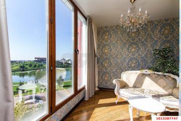 Фото №1: 4-комнатная квартира 245 м², 3/5 эт. - Краснодар, мкр. Немецкая Деревня, ул. Баварская, 8