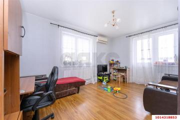 Фото №1: 2-комнатная квартира 60 м², 13/16 эт. - Краснодар, мкр. ЖК Легенда, ул. имени 40-летия Победы, 141