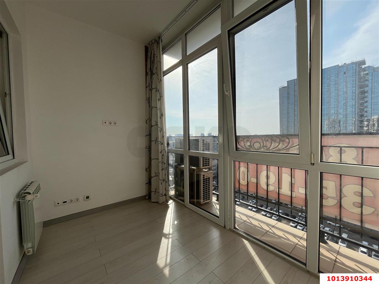 Фото №4: 2-комнатная квартира 100&nbsp;м², 12/16&nbsp;эт. - Краснодар, Центральный внутригородской округ, мкр. Центральный, ул. Красноармейская, 100