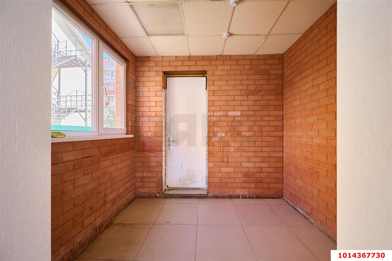 Фото №10: Торговое помещение 70&nbsp;м², 1/1&nbsp;эт. - Краснодар, Прикубанский внутригородской округ, Калинино, мкр. Завод Радиоизмерительных Приборов, пер. Гаражный, 12/А