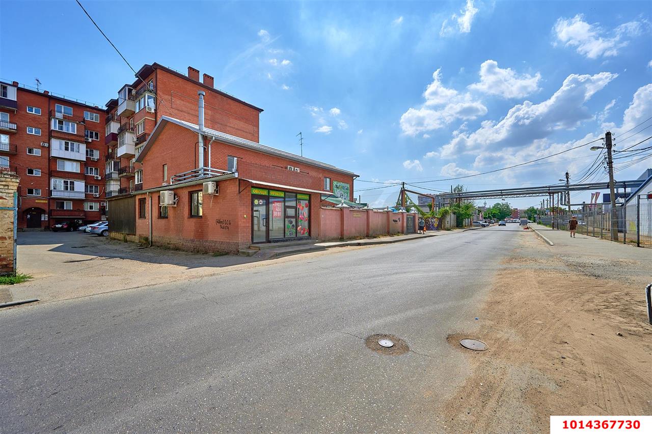 Фото №3: Торговое помещение 70&nbsp;м², 1/1&nbsp;эт. - Краснодар, Прикубанский внутригородской округ, Калинино, мкр. Завод Радиоизмерительных Приборов, пер. Гаражный, 12/А