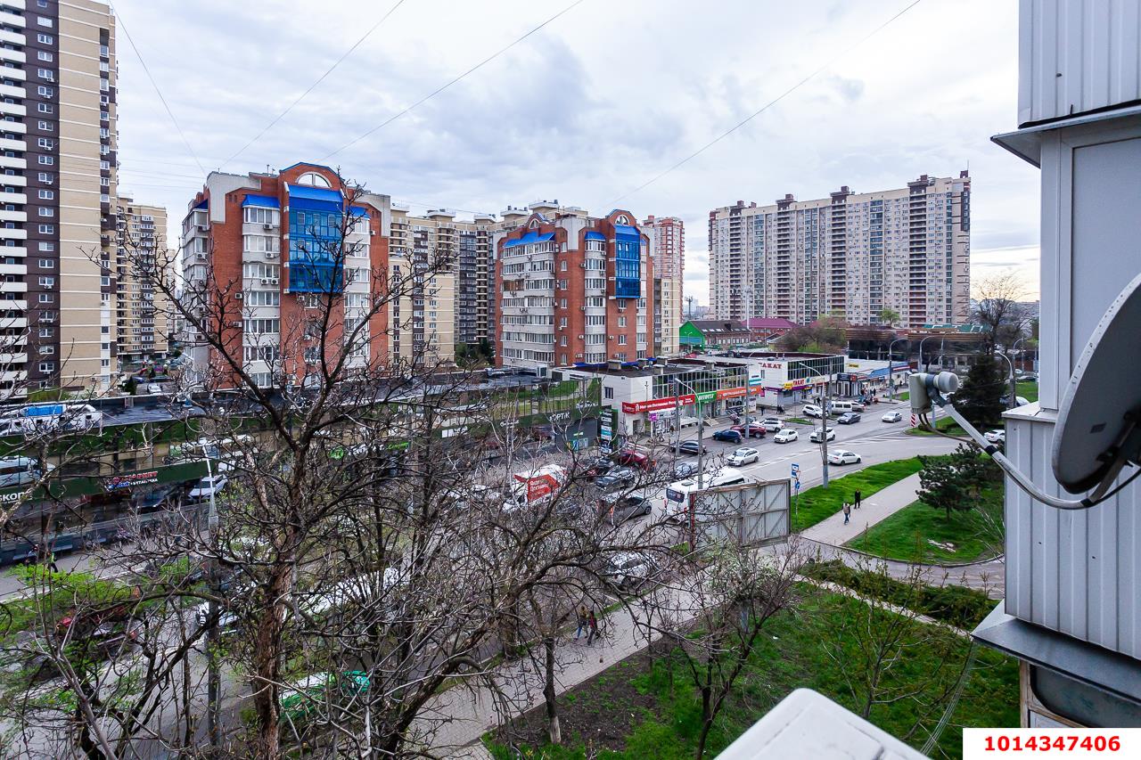 Фото №14: 3-комнатная квартира 67&nbsp;м², 6/9&nbsp;эт. - Краснодар, Прикубанский внутригородской округ, мкр. Краевая Клиническая Больница, ул. имени 40-летия Победы, 67