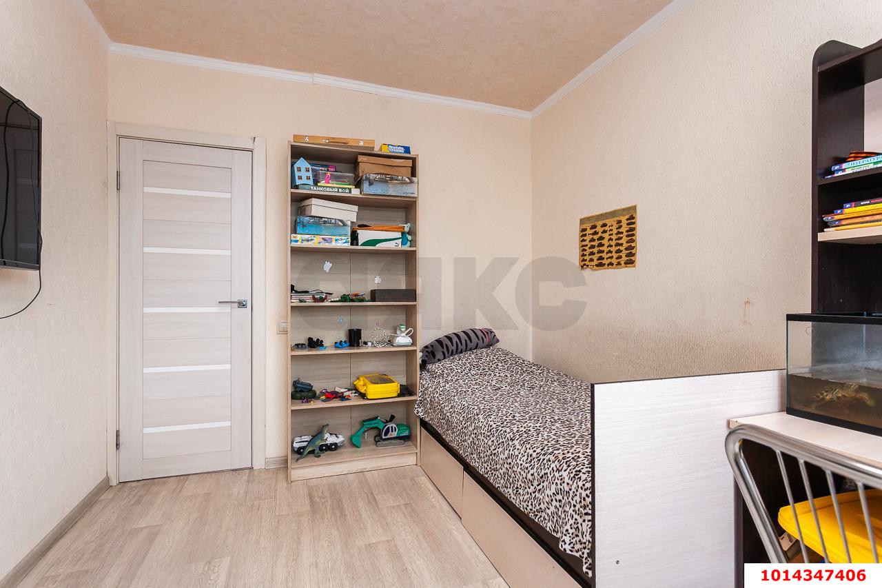 Фото №10: 3-комнатная квартира 67&nbsp;м², 6/9&nbsp;эт. - Краснодар, Прикубанский внутригородской округ, мкр. Краевая Клиническая Больница, ул. имени 40-летия Победы, 67