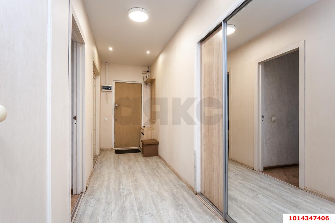 Фото №16: 3-комнатная квартира 67&nbsp;м², 6/9&nbsp;эт. - Краснодар, Прикубанский внутригородской округ, мкр. Краевая Клиническая Больница, ул. имени 40-летия Победы, 67