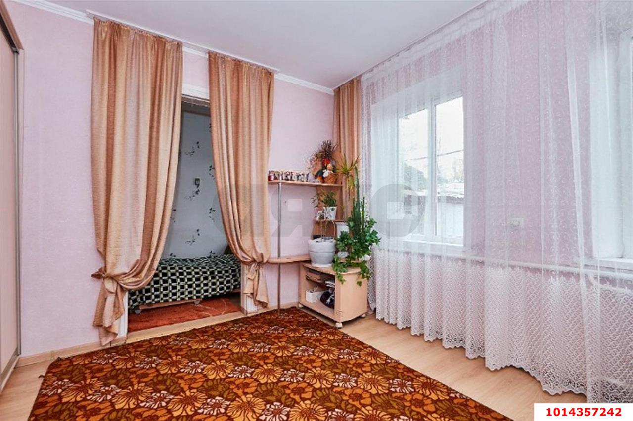 Фото №4: Дом 60&nbsp;м² + 1&nbsp;сот., 1&nbsp;эт. - Краснодар, Западный внутригородской округ, мкр. Центральный, ул. имени Тургенева, 26/1