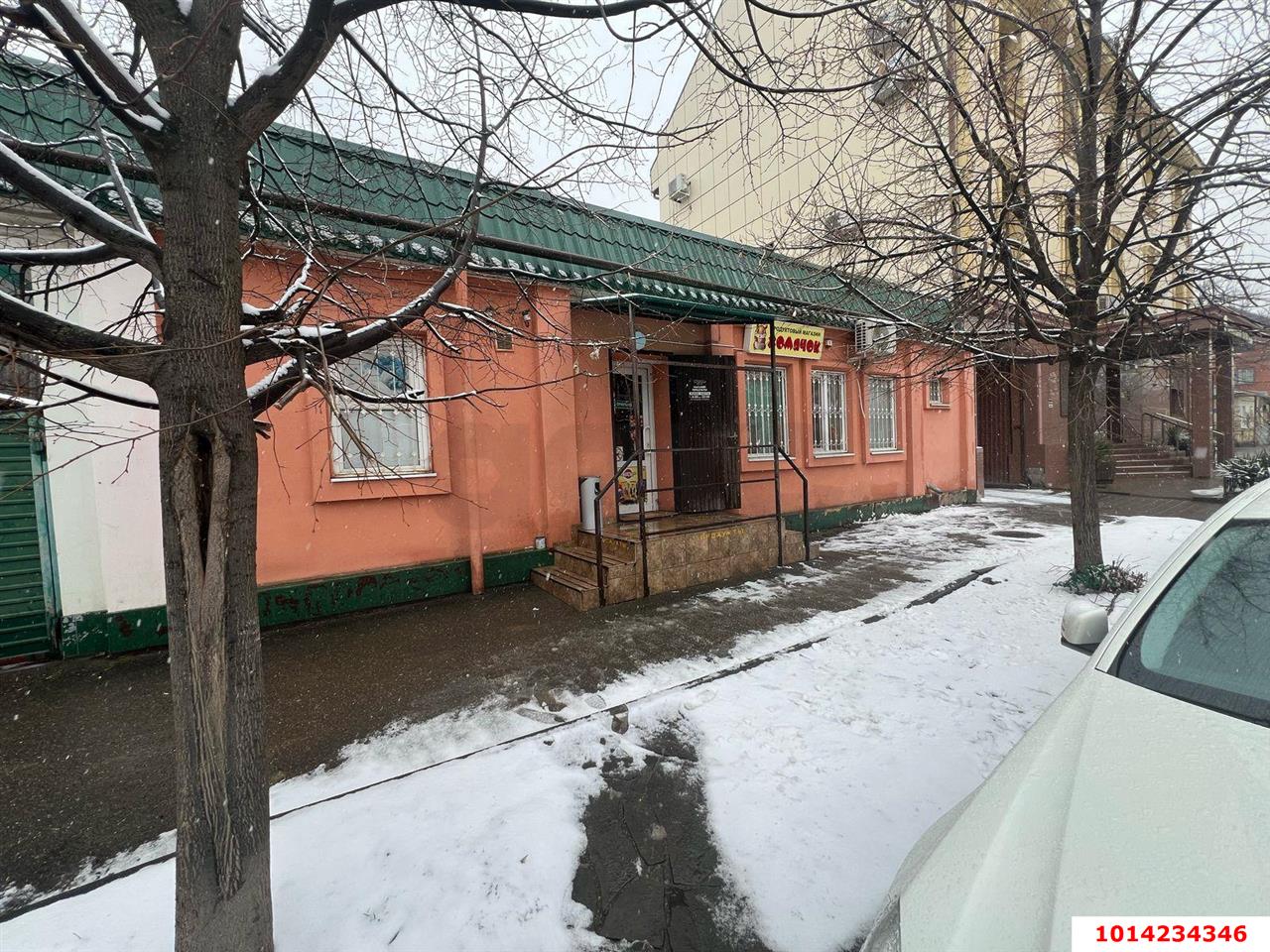 Фото №3: Торговое помещение 45&nbsp;м², 1/1&nbsp;эт. - Краснодар, Центральный внутригородской округ, мкр. Центральный, ул. Янковского, 33
