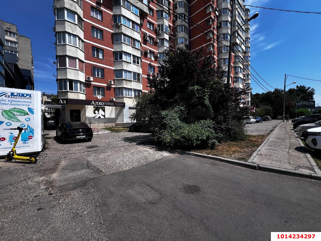 Фото №2: Торговое помещение 187&nbsp;м², 1/12&nbsp;эт. - Краснодар, Карасунский внутригородской округ, мкр. Хлопчато-бумажный Комбинат, ул. Уральская, 13