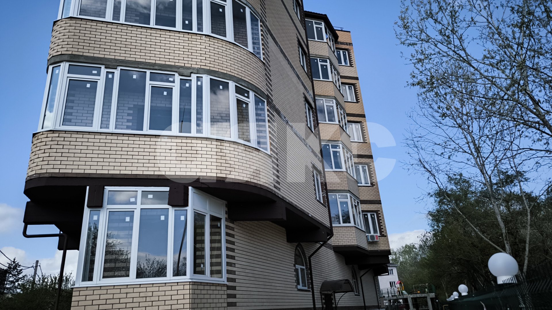 Фото №1: 3-комнатная квартира 66&nbsp;м², 1/6&nbsp;эт. - Горячий Ключ, мкр. Администрация, ул. Ленина, 199Б