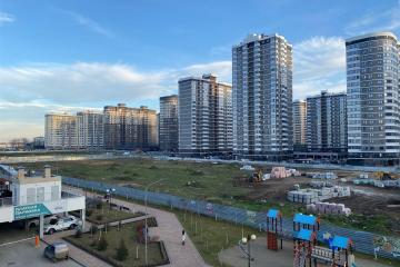 Фото №1: 1-комнатная квартира 44 м², 4/24 эт. - Краснодар, мкр. Россинского,