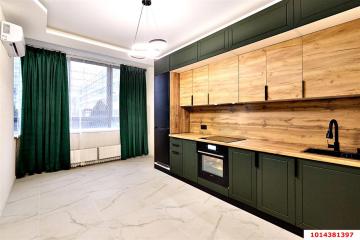 Фото №1: 1-комнатная квартира 38&nbsp;м², 1/19&nbsp;эт. - Краснодар, мкр. жилой комплекс Аквамарин, ул. Уральская, 75к2