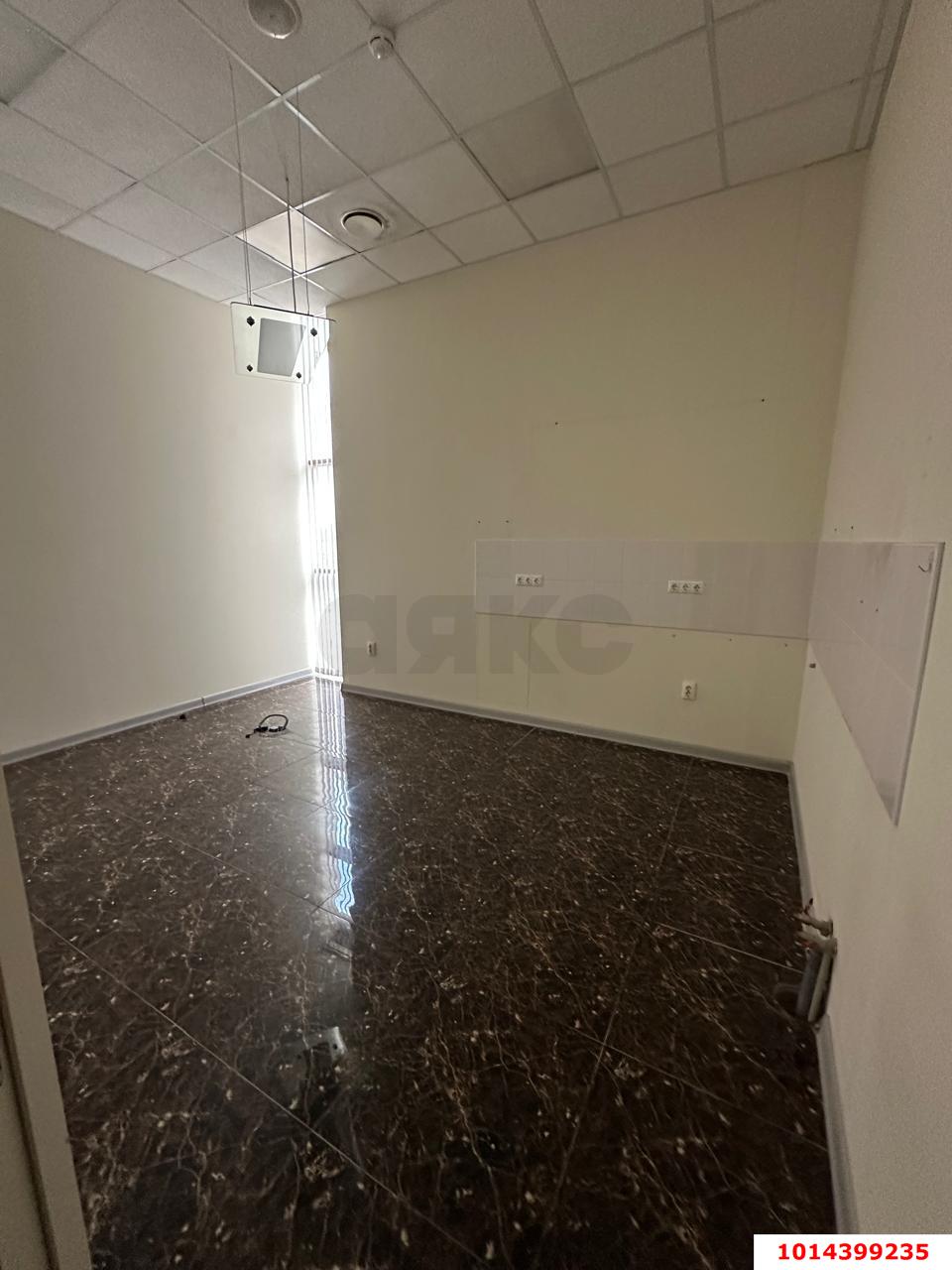 Фото №7: Офисное помещение 75&nbsp;м², 3/5&nbsp;эт. - Краснодар, Западный внутригородской округ, мкр. Сельскохозяйственный Институт, ул. Северная, 2
