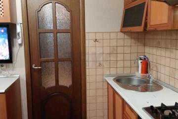 Фото №1: 3-комнатная квартира 64 м², 2/5 эт. - Апшеронск, ул. Лесозаводская, 147