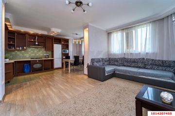 Фото №1: 3-комнатная квартира 78 м², 5/5 эт. - Краснодар, мкр. имени Маршала Жукова, ул. Кореновская, 15/1