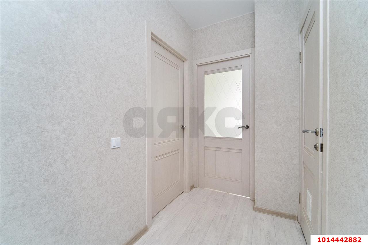 Фото №5: 1-комнатная квартира 37&nbsp;м², 11/16&nbsp;эт. - Краснодар, Прикубанский внутригородской округ, Восточный, мкр. жилой комплекс Квартал № 6, ул. имени Героя Советского Союза Николая Воробьёва, 5