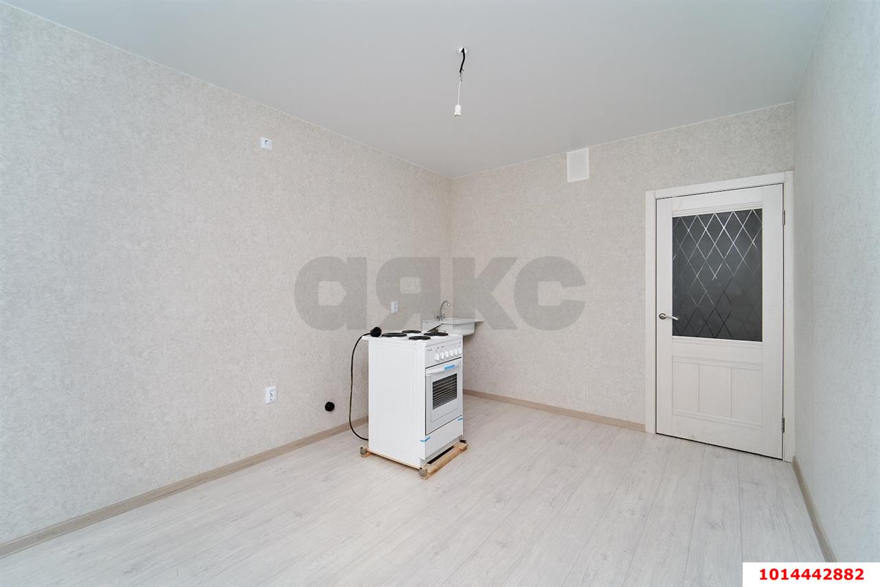 Фото №3: 1-комнатная квартира 37&nbsp;м², 11/16&nbsp;эт. - Краснодар, Прикубанский внутригородской округ, Восточный, мкр. жилой комплекс Квартал № 6, ул. имени Героя Советского Союза Николая Воробьёва, 5
