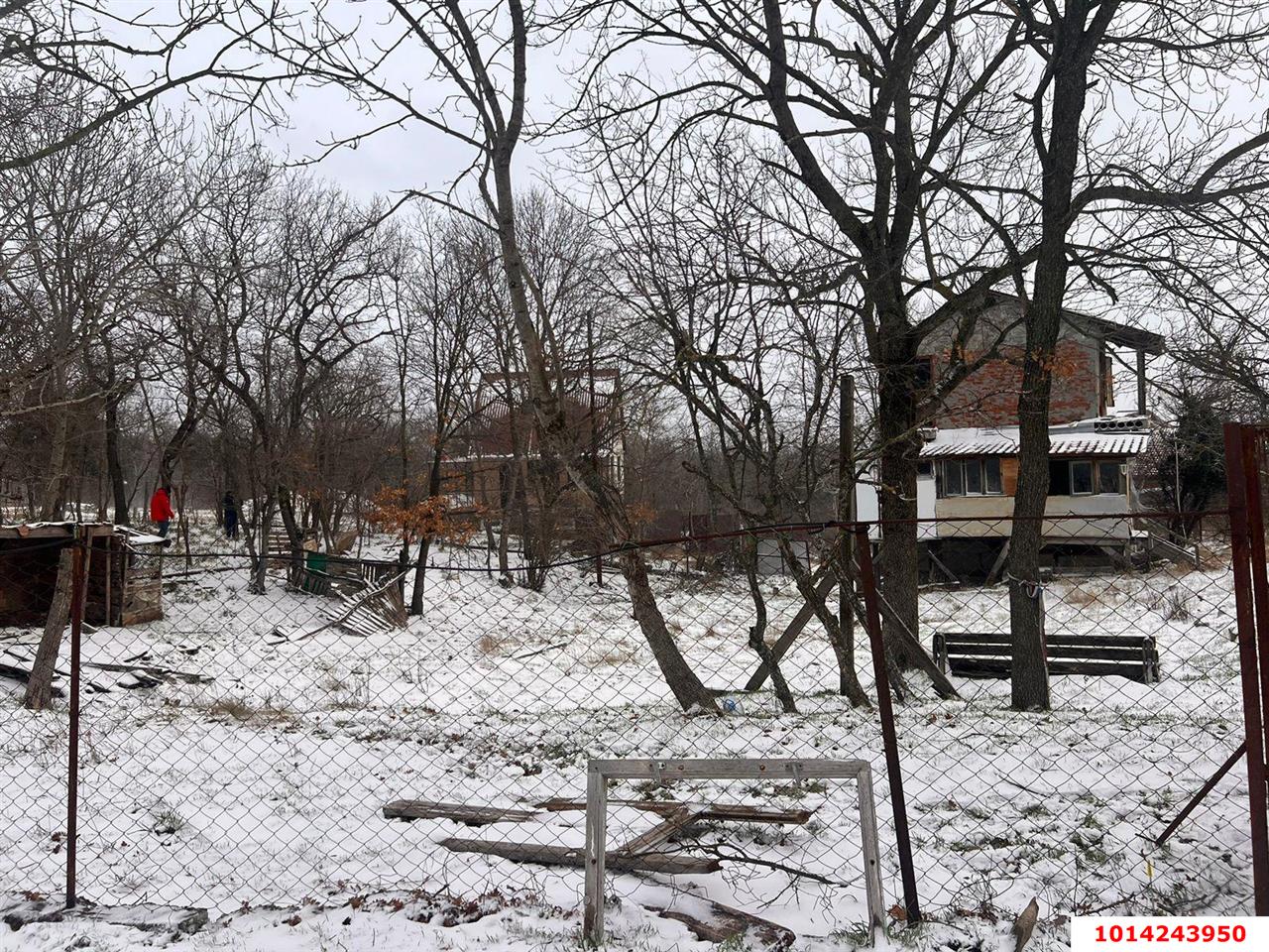 Фото №4: Личное подсобное хозяйство 5&nbsp;сот. - Новороссийск, Приморский, мкр. территория Цемдолина, ул. Золотая Рыбка, 14