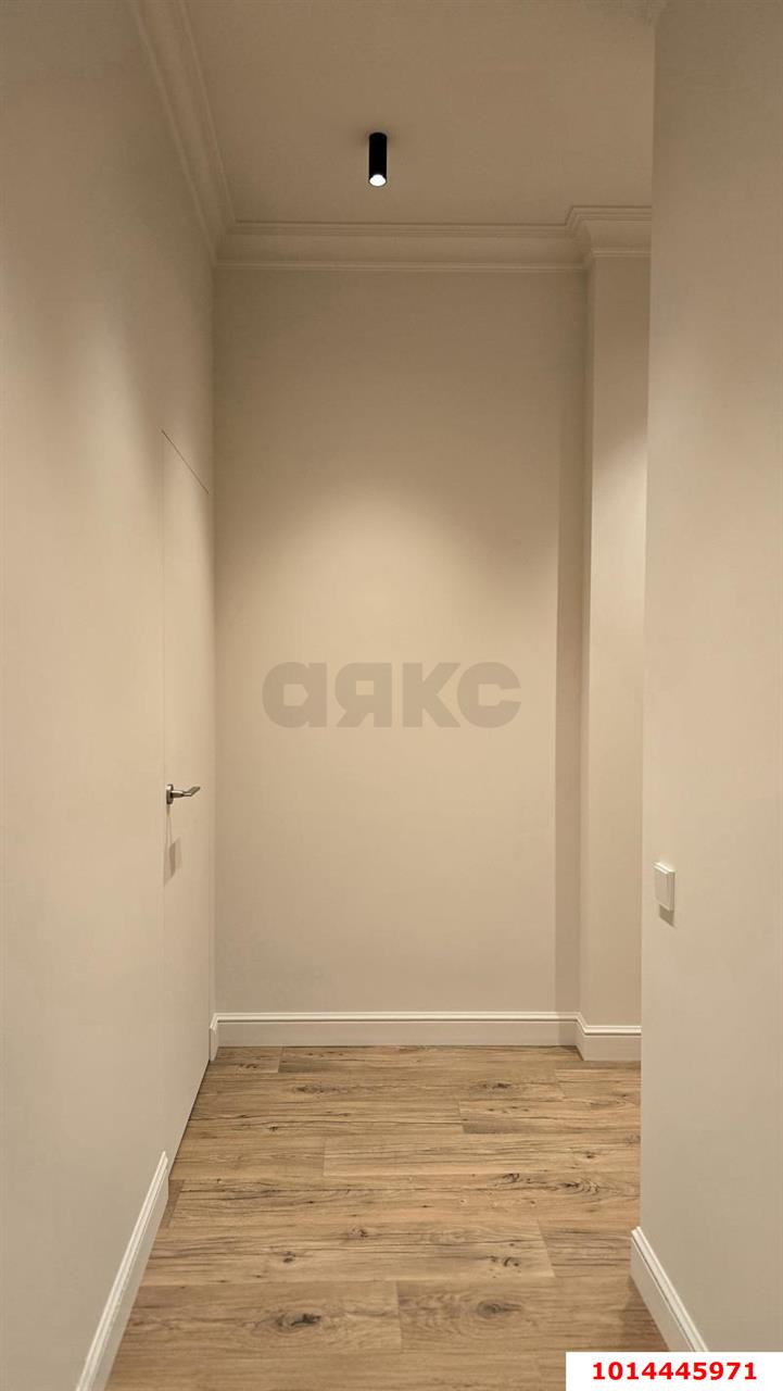 Фото №15: 3-комнатная квартира 68&nbsp;м², 2/5&nbsp;эт. - Краснодар, мкр. Центральный внутригородской округ, ул. Красная, 206
