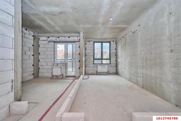 Фото №1: 1-комнатная квартира 37 м², 3/4 эт. - Краснодар, мкр. Фестивальный, ул. Круговая, 4/1