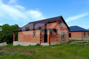Фото №1: Дом 140 м² + 5.9 сот., 2 эт. - Сорокин, ул. Александра Невского, 5