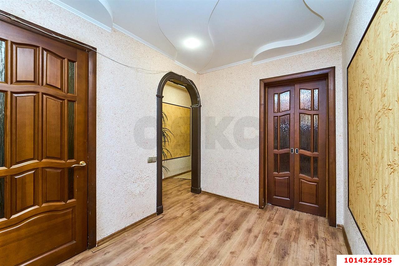Фото №10: 3-комнатная квартира 86&nbsp;м², 1/14&nbsp;эт. - Краснодар, Прикубанский внутригородской округ, Круглик, мкр. Школьный, ул. Школьная, 13/2