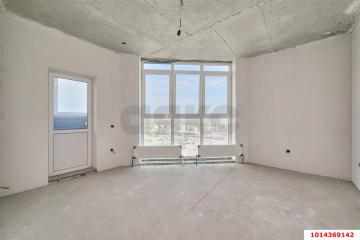 Фото №1: 2-комнатная квартира 65&nbsp;м², 16/22&nbsp;эт. - Краснодар, мкр. Центральный, ул. Береговая, 2к2