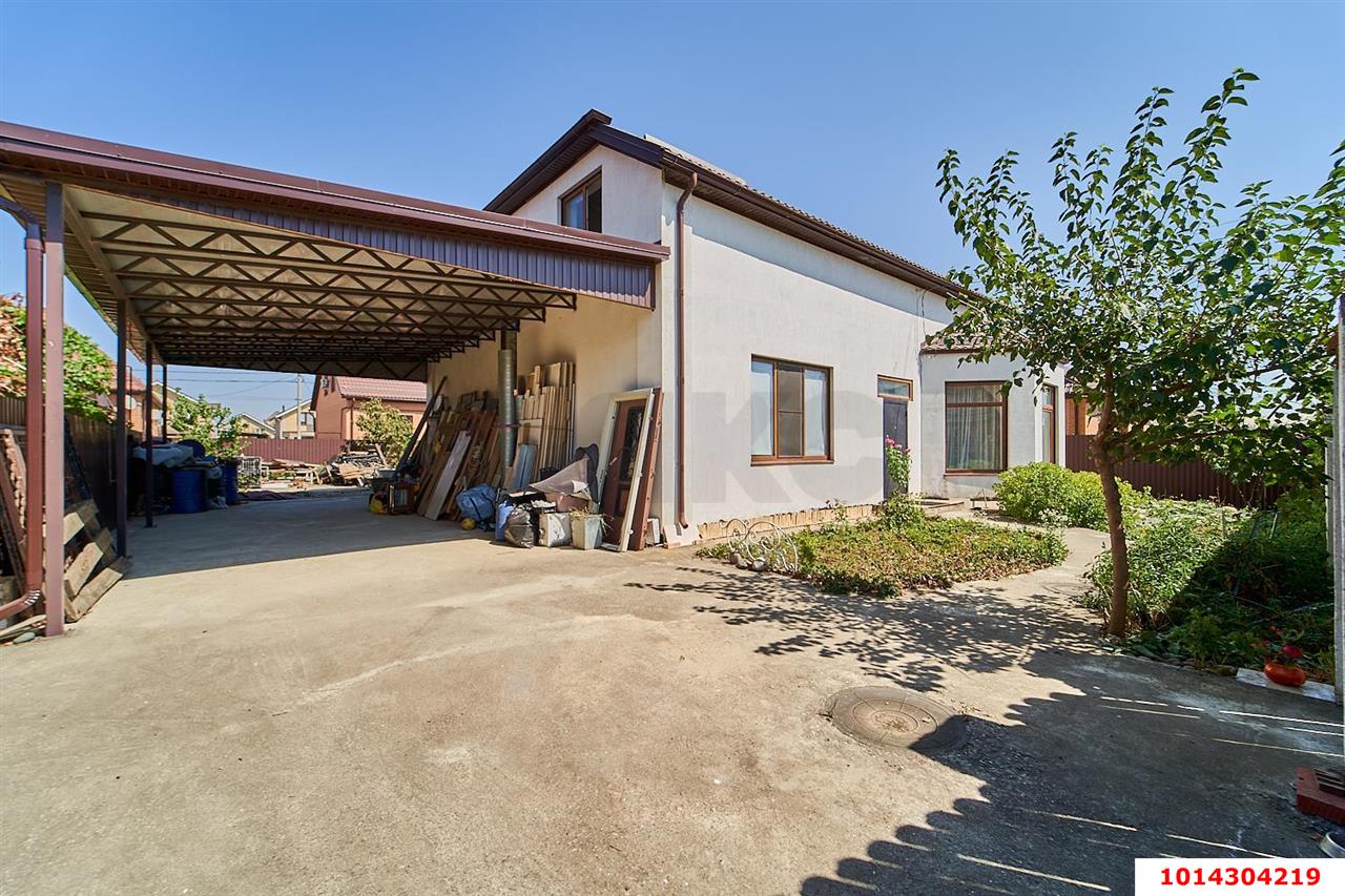 Фото №8: Дом 238&nbsp;м² + 5.2&nbsp;сот., 2&nbsp;эт. - Тахтамукай, мкр. Европейская Деревня, ул. Майкопская, 9