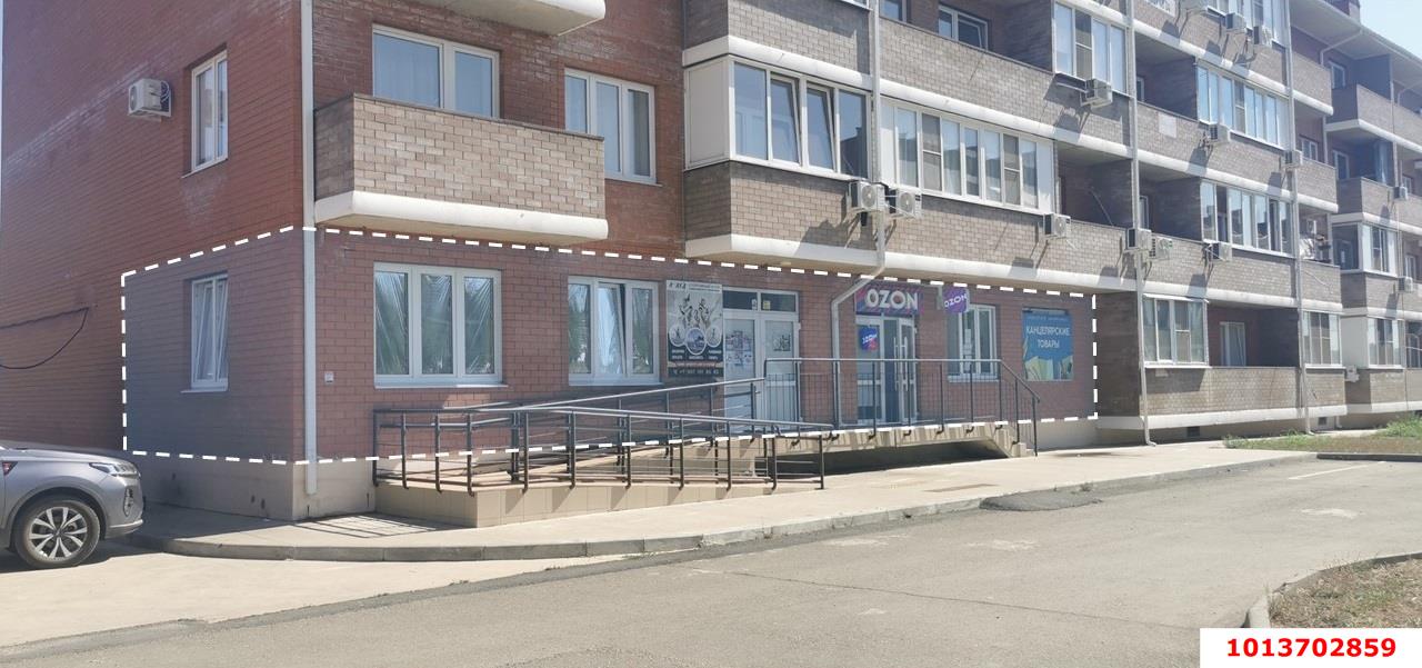 Фото №1: Торговое помещение 113&nbsp;м², 1/3&nbsp;эт. - Краснодар, Прикубанский внутригородской округ, мкр. ЖК Британия-2, ул. Генерала Петрова, 43/2