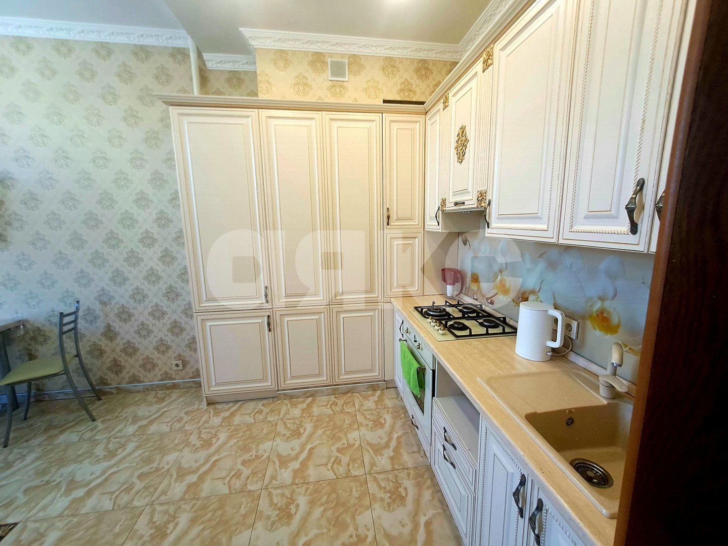 Фото №3: 2-комнатная квартира 44&nbsp;м², 2/10&nbsp;эт. - Сочи, Адлерский, Центральный, ж/р Адлер, ул. Белорусская, 20