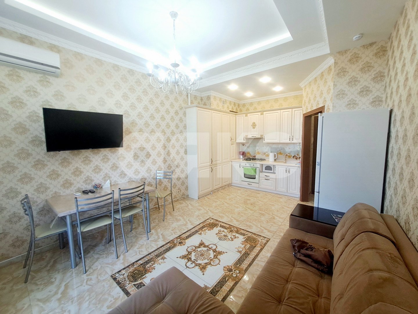 Фото №5: 2-комнатная квартира 44&nbsp;м², 2/10&nbsp;эт. - Сочи, Адлерский, Центральный, ж/р Адлер, ул. Белорусская, 20