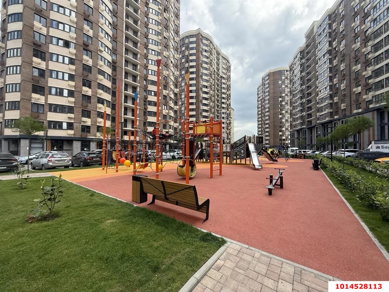 Фото №2: Торговое помещение 46&nbsp;м², 1/20&nbsp;эт. - Краснодар, Прикубанский внутригородской округ, имени Петра Метальникова, мкр. ЖК Лучший, ул. Ростовское шоссе, 30/7